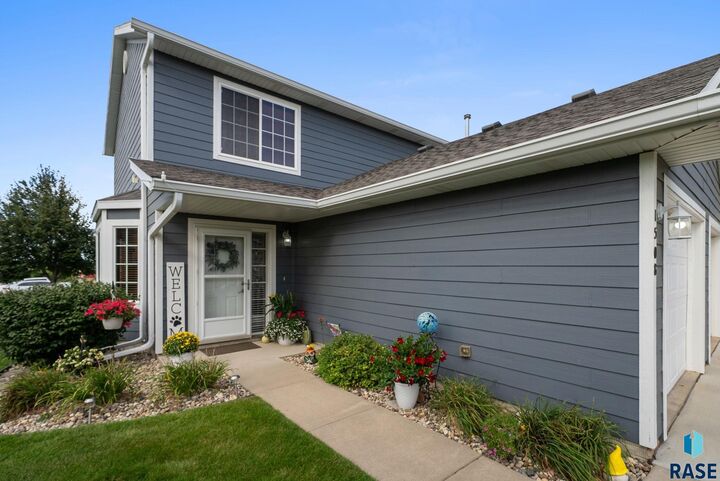 1508 N Conifer Pl  Sioux Falls SD 57107 photo