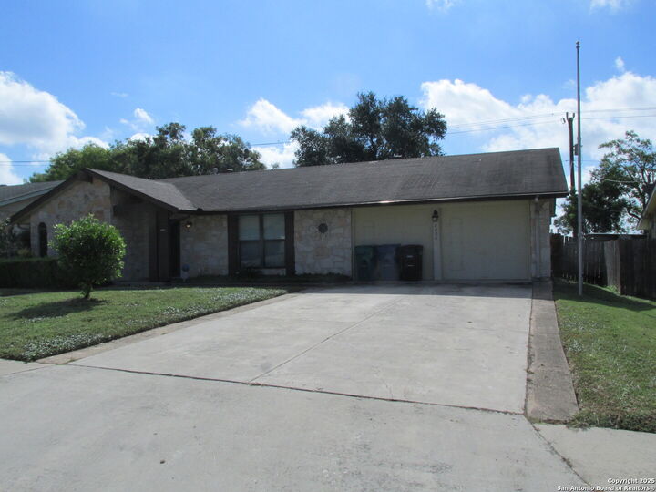 Property Photo:  4406 N Bayliss  TX 78233 
