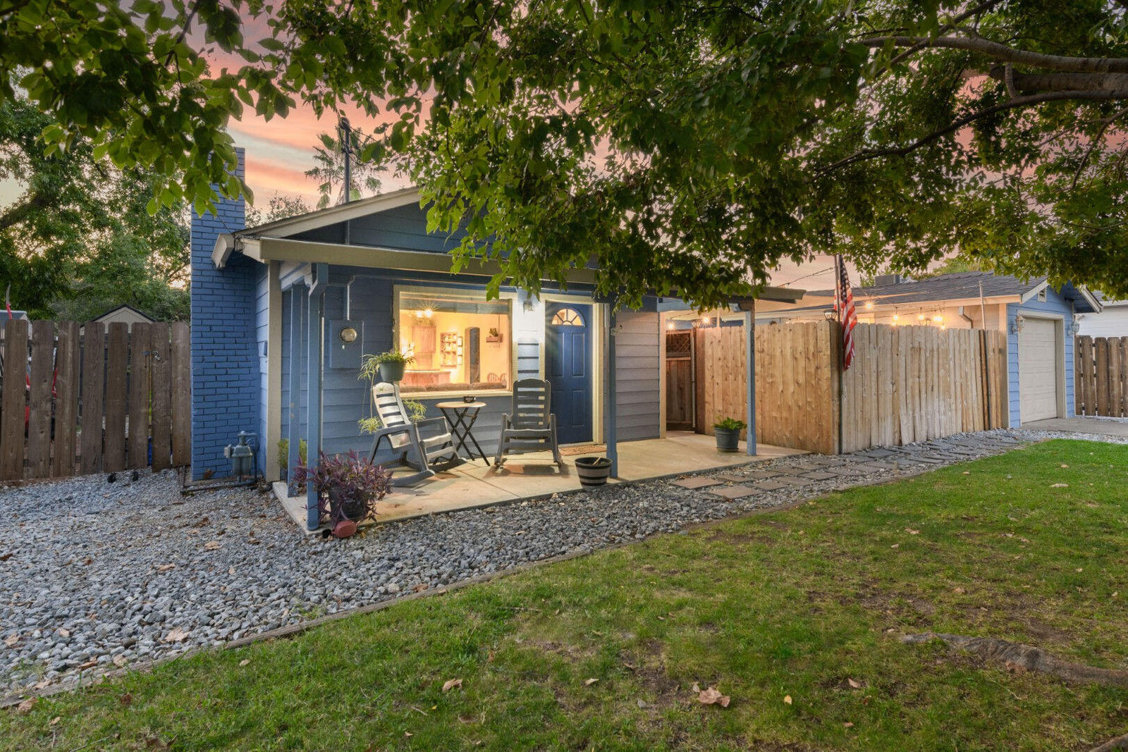 Property Photo:  2124 Garden Avenue  CA 96001 