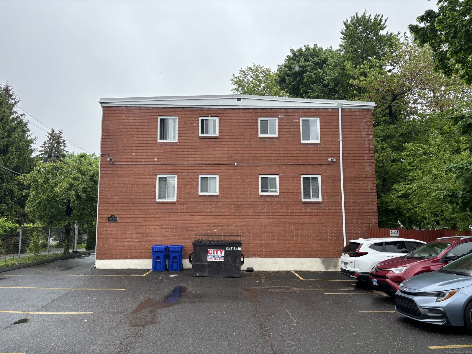 Property Photo:  12 North Taylor Avenue 31  CT 06854 
