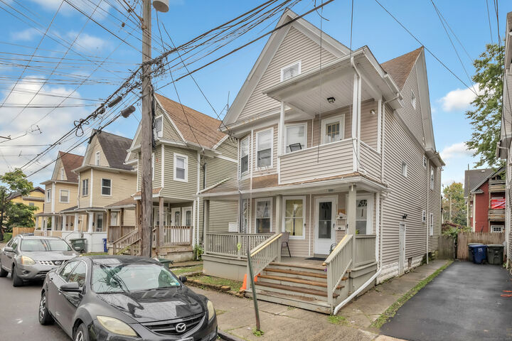 Property Photo:  115 Denver Avenue  CT 06605 