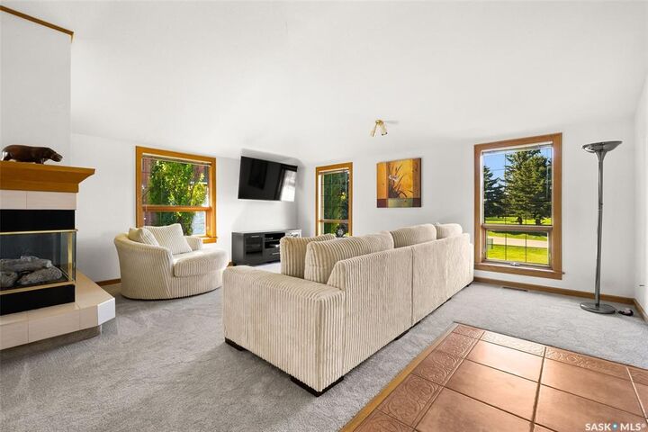 Property Photo:  20 Sapphire Bay  SK S4L 1A8 