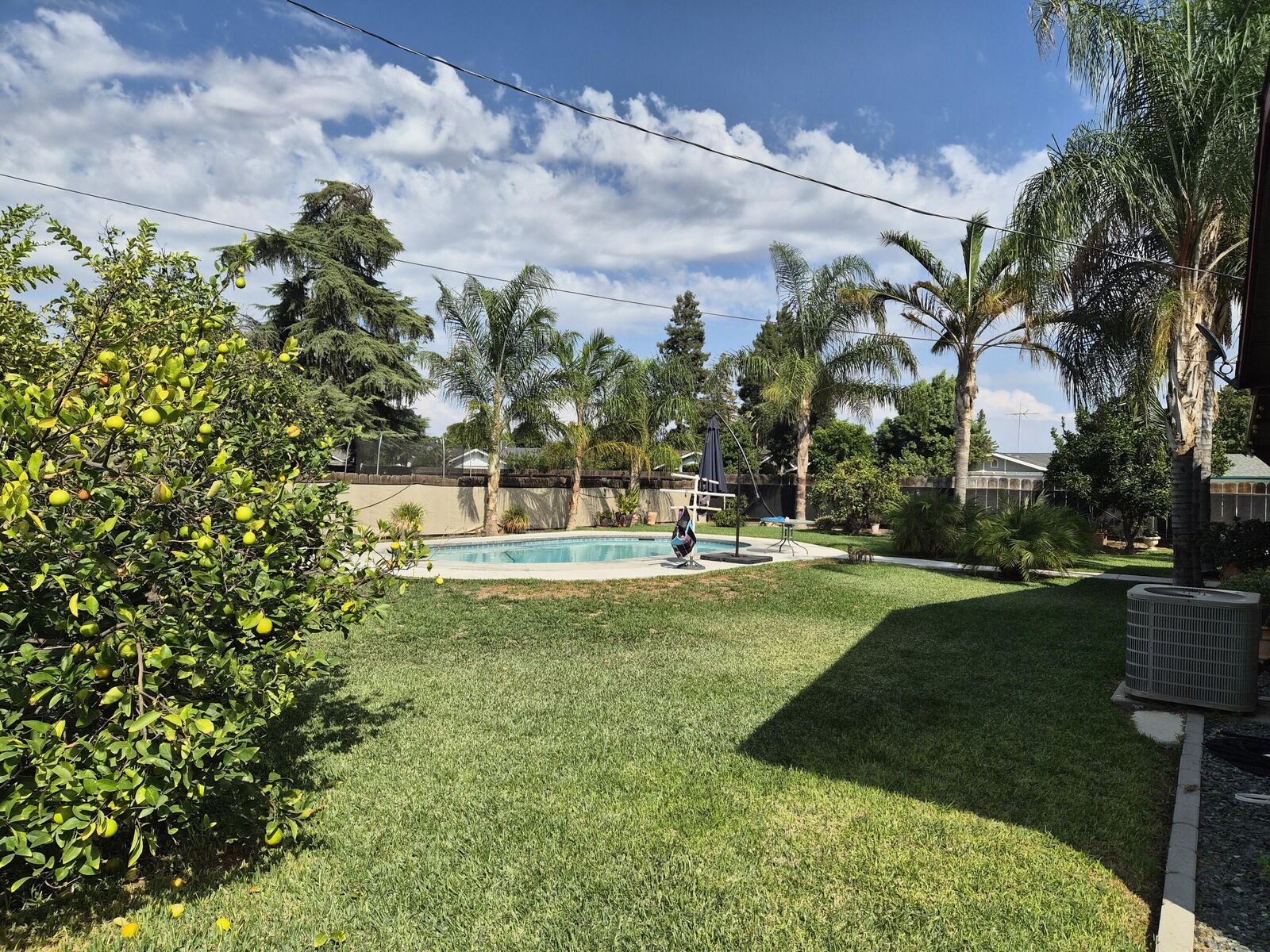 Property Photo:  3708 W Paradise Avenue  CA 93277 
