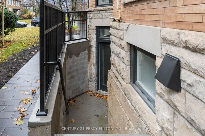 Property Photo:  49 Heath Street W Bsmt  ON M4V 1T2 