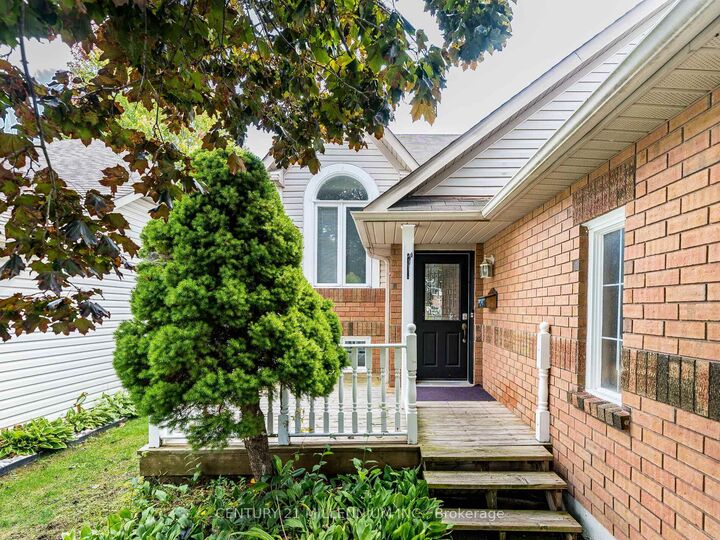 Photo de la propriété:  425 Elmwood Court  ON L1G 7X8 