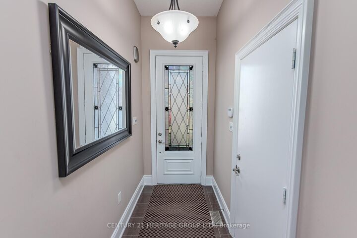 Property Photo:  205 8 Avenue  ON L9R 0H7 