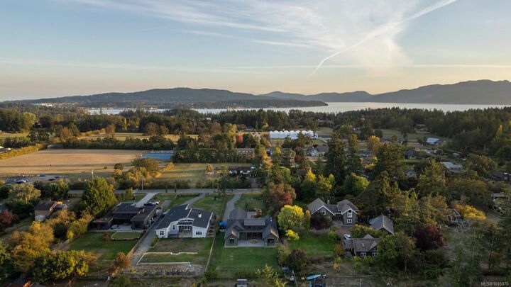 Property Photo: 838 Birch Rd BC V8L 5R9