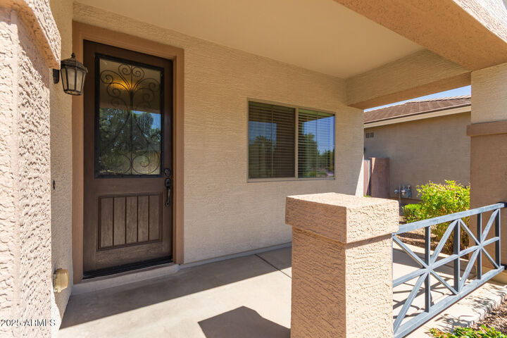 Property Photo:  386 W Lyle Avenue  AZ 85140 
