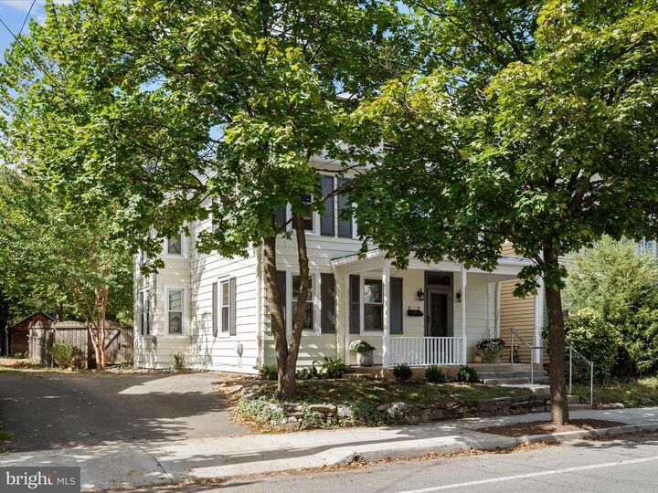 Property Photo: 519 N Braddock Street VA 22601