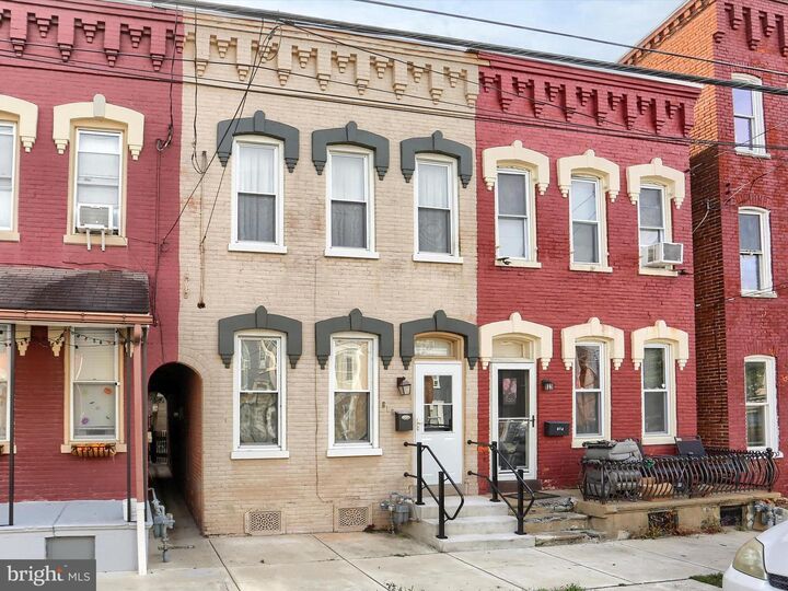 Property Photo:  616 Walnut Street  PA 17512 