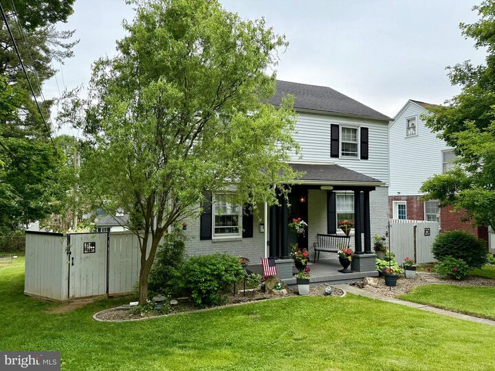 Property Photo:  38 Park Road  PA 19609 
