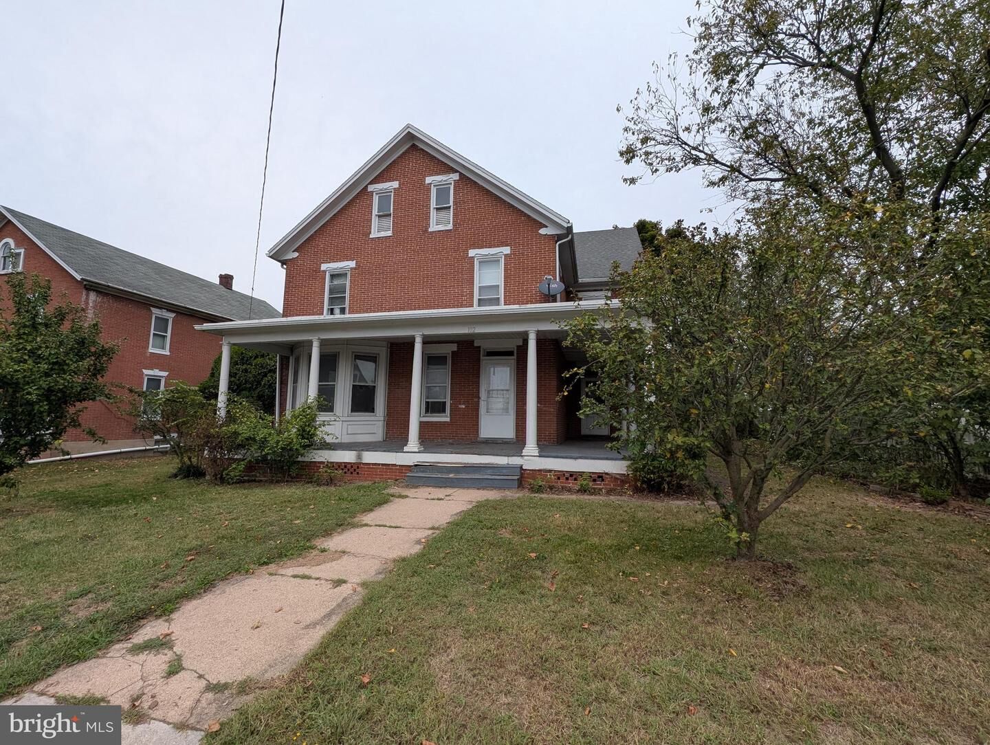 Property Photo:  102 E York Street  PA 17307 
