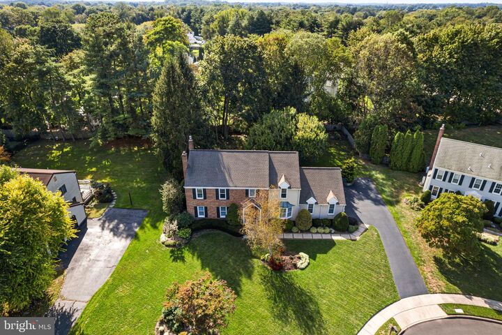 Property Photo:  885 Henry Drive  PA 19067 