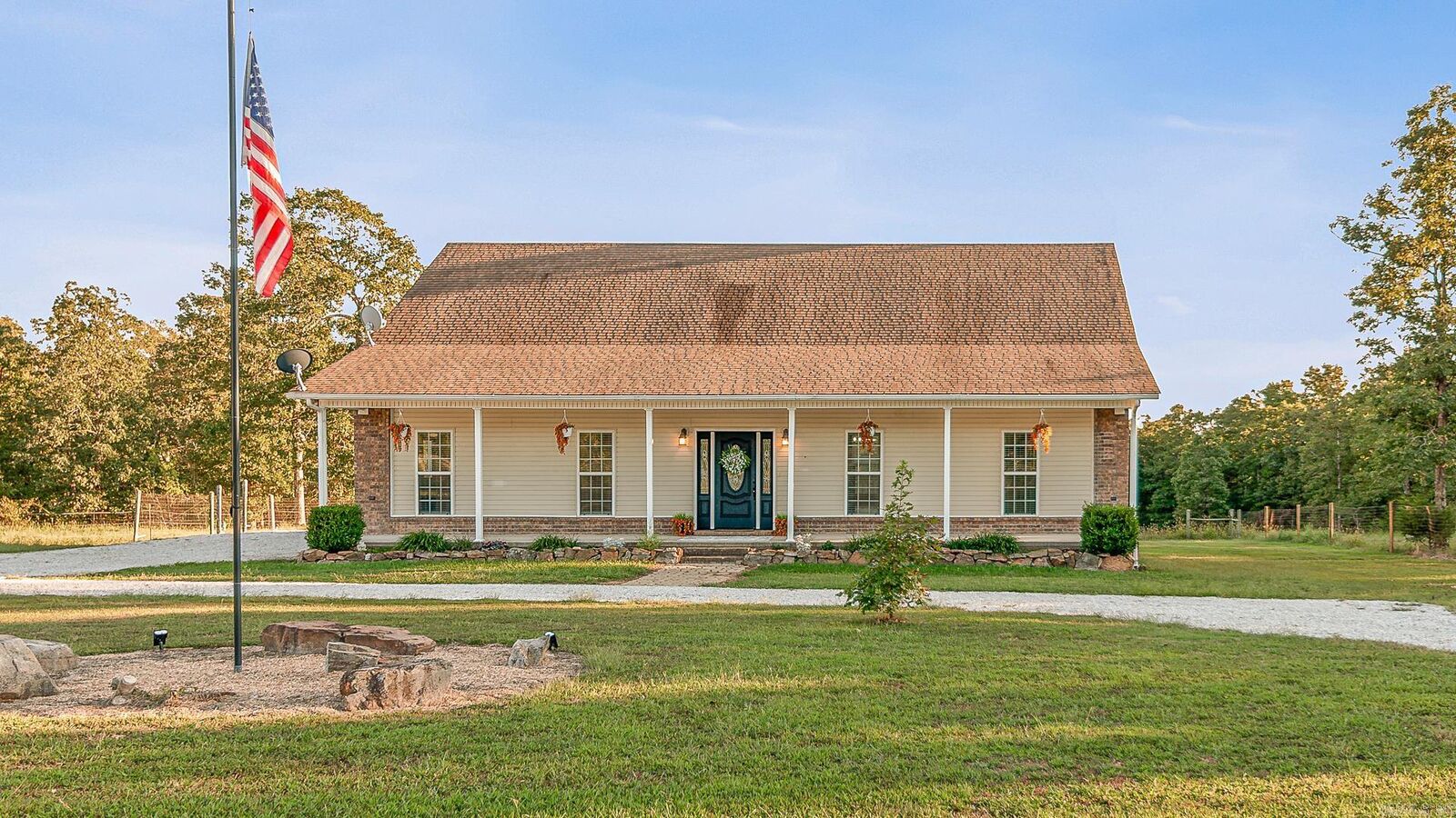 Property Photo: 2135 Misenheimer Road AR 72560