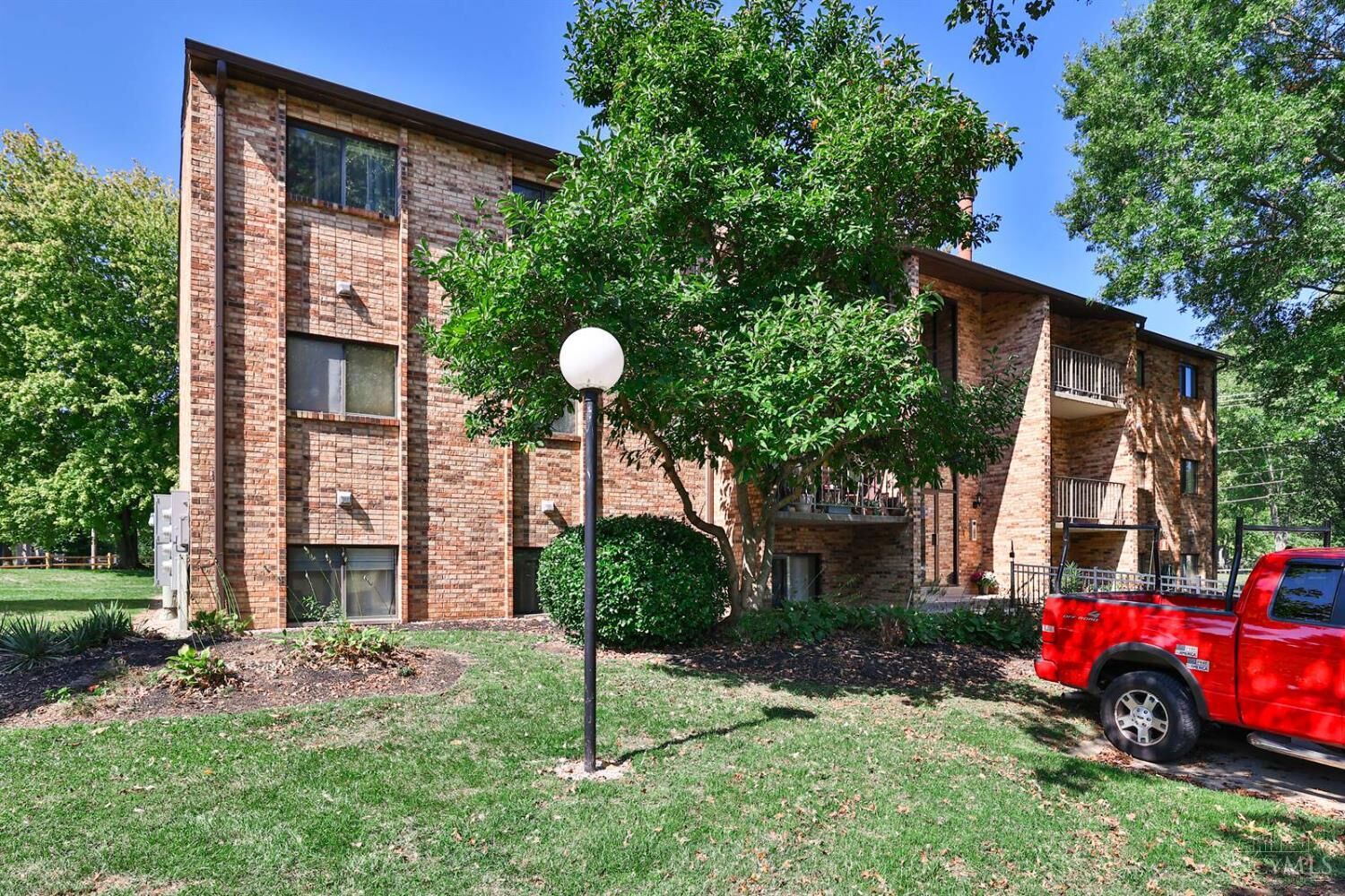 Property Photo: 535 Davis Road OH 45255