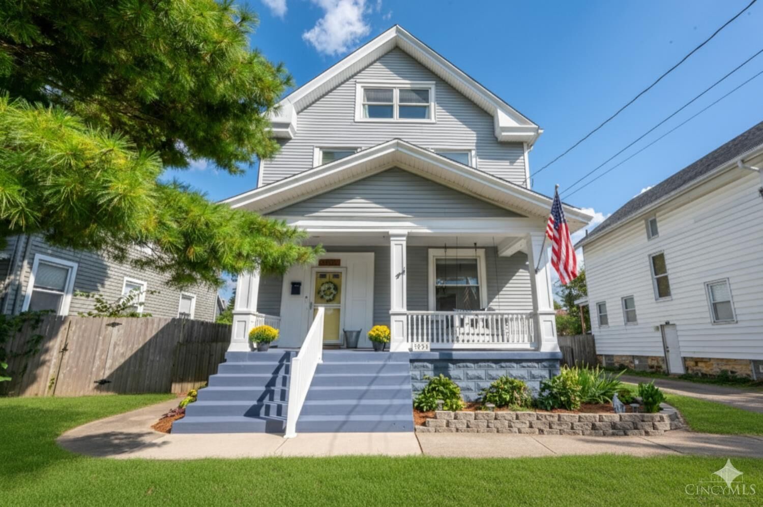 Property Photo:  3824 Elsmere Avenue  OH 45212 