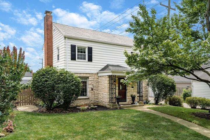 Property Photo:  1052 S Roosevelt Avenue  OH 43209 