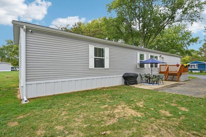 Property Photo:  8565 Smith Calhoun Road  OH 43064 