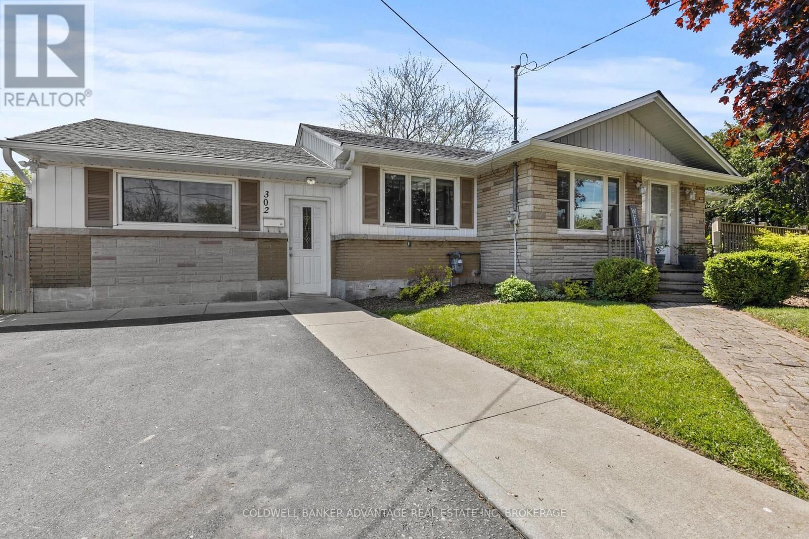 Property Photo:  302 Main Street East  ON L3M 1P8 