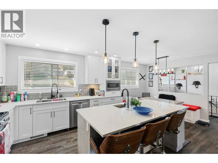 Property Photo:  492 Grandview Terrace  BC V2C 3Z4 