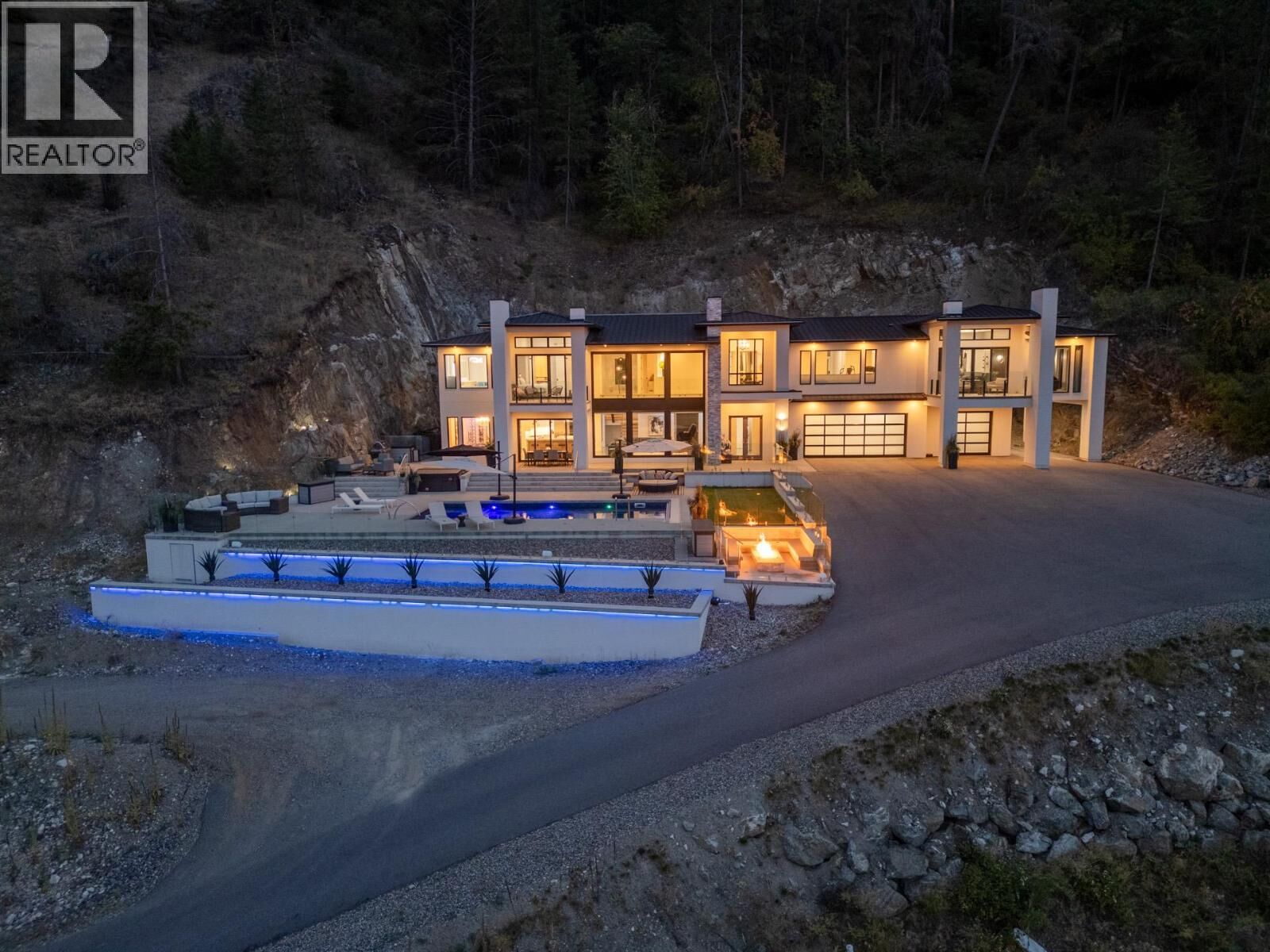 Property Photo: 112 Sunset Boulevard BC V1H 1T7