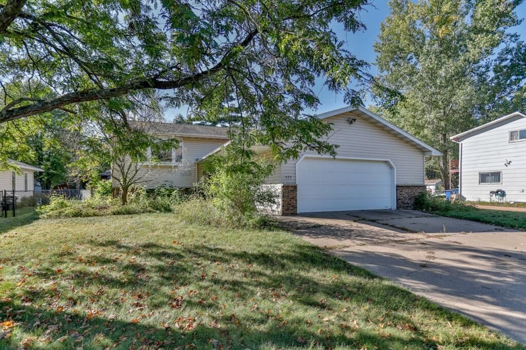 Property Photo:  423 East Campus Drive  WI 54401