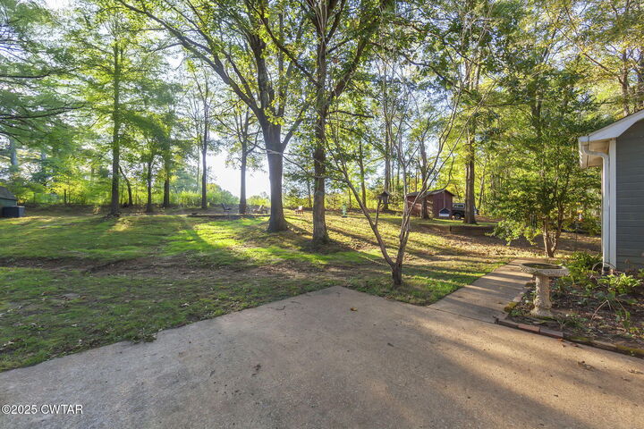 Property Photo:  94 Candlewick Drive  TN 38305 