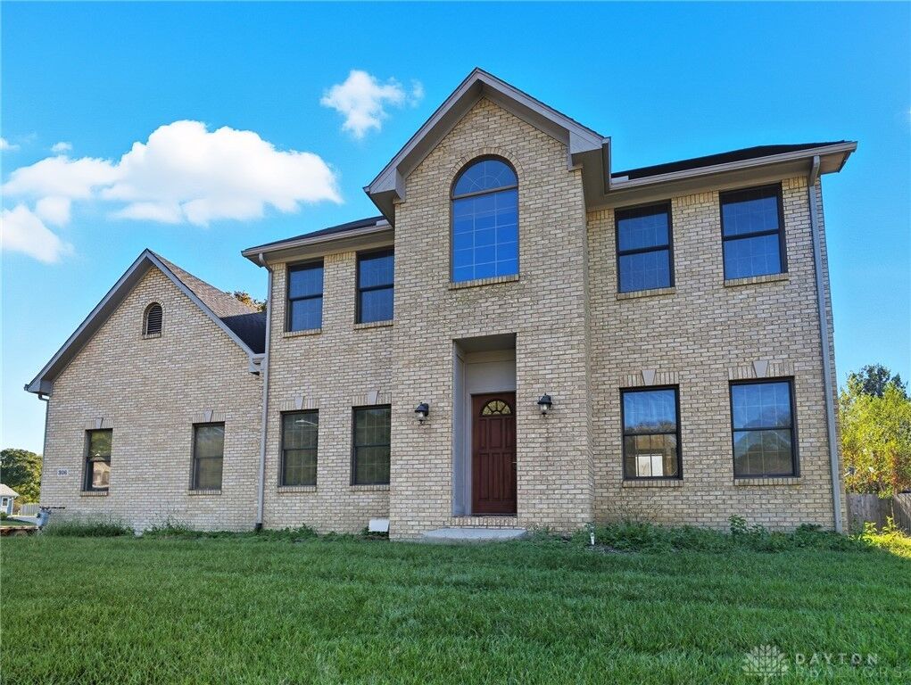 Property Photo: 306 Pauly Drive OH 45315