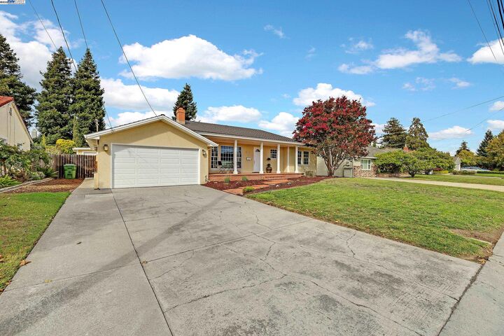 Property Photo: 3450 Badding Rd CA 94546