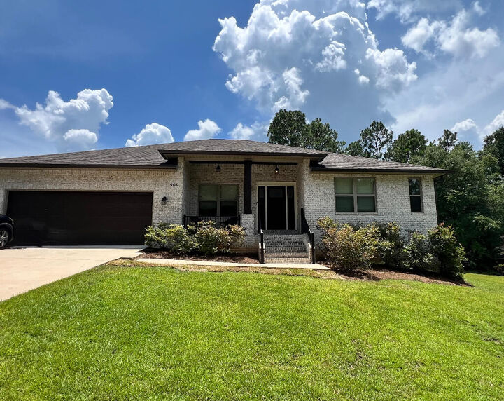 905 Kolima Court  Crestview FL 32539 photo