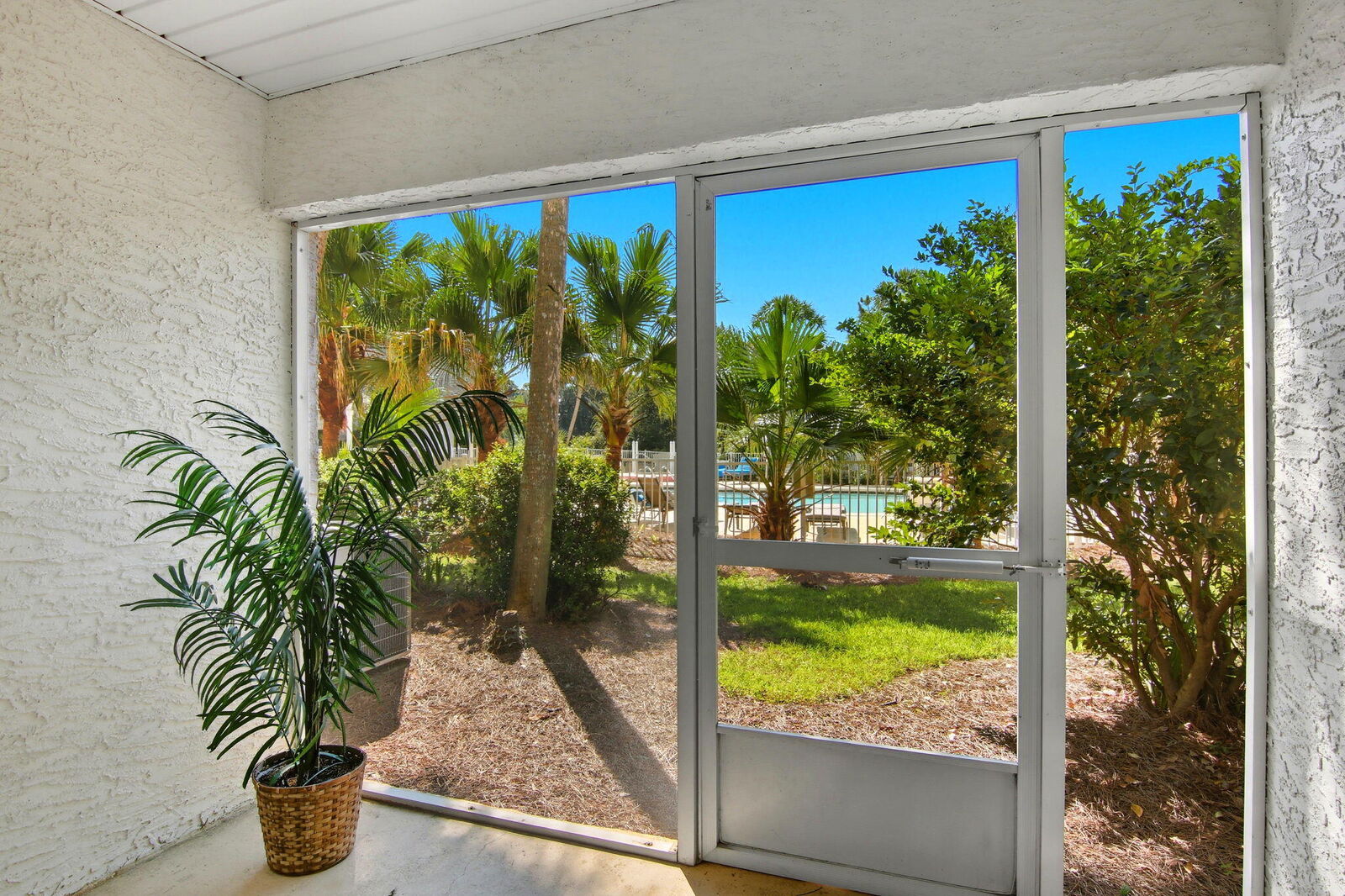 Property Photo: 4270 Calinda Lane 316 FL 32578