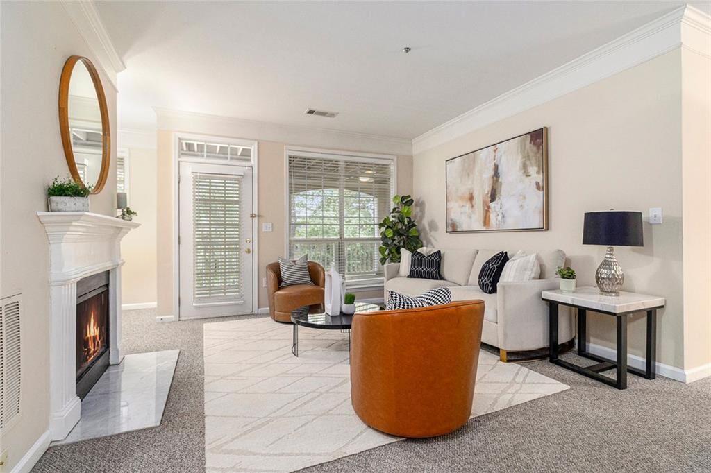 Property Photo: 925 Sandringham Drive GA 30004