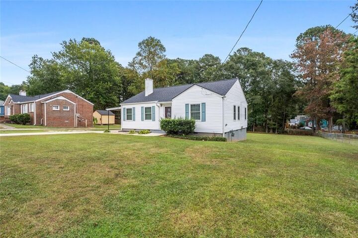 Property Photo:  111 Poplar Street  GA 30213