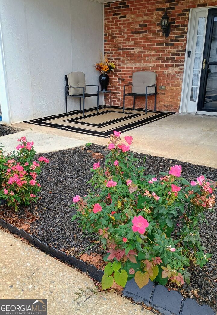 Property Photo: 12 Intown Place GA 30214