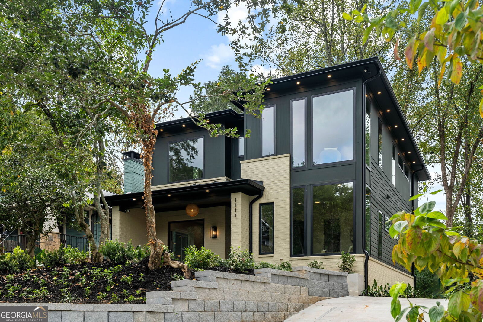 Property Photo: 1111 Moreland Place SE GA 30316