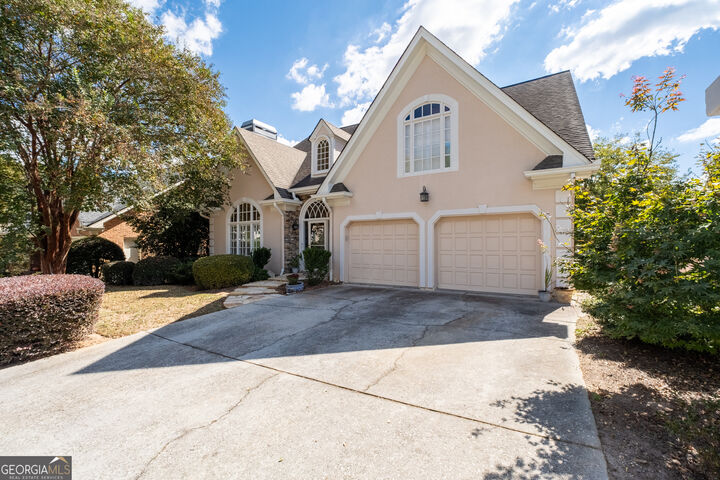 Property Photo: 3613 Greystone Circle GA 30341