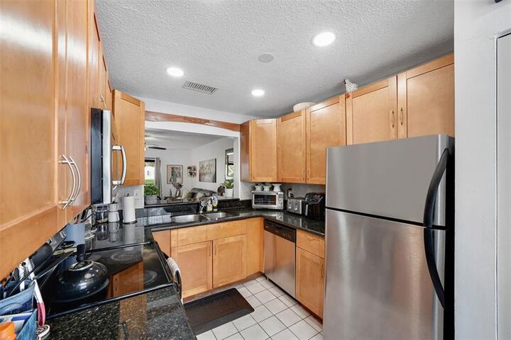 Property Photo: 9468 S Palm Cir FL 33025