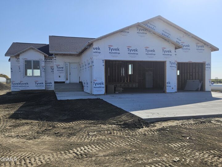 Property Photo: 4578 Trailblazer Loop ND 58554