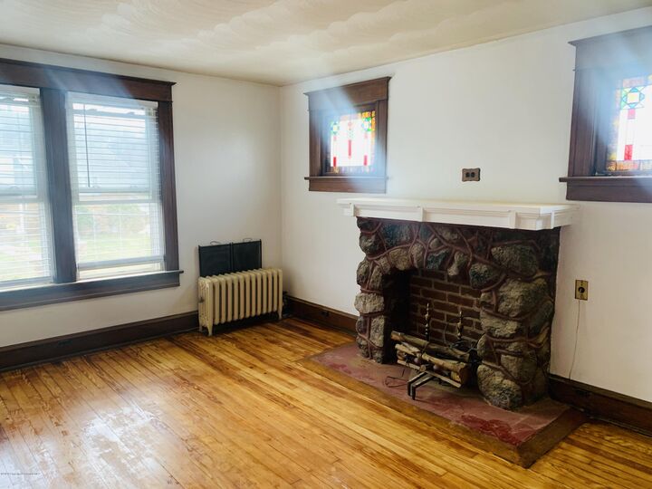Property Photo:  420 Smith Street 2nd Floor  PA 18512 