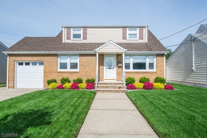 28 Bergen Ave  North Arlington Boro NJ 07031 photo