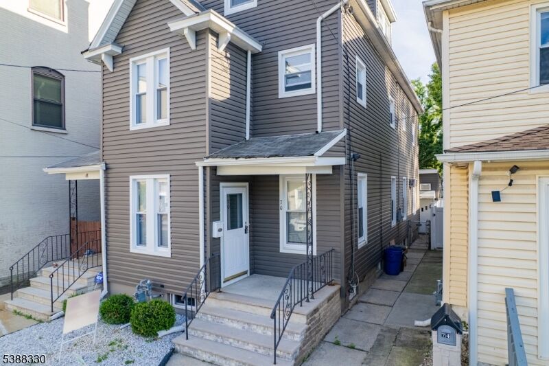 Property Photo:  70 W Cherry St  NJ 07065 
