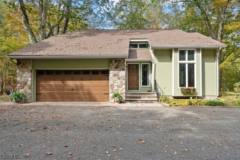 Property Photo:  40 Edge Hill Rd  NJ 07825 