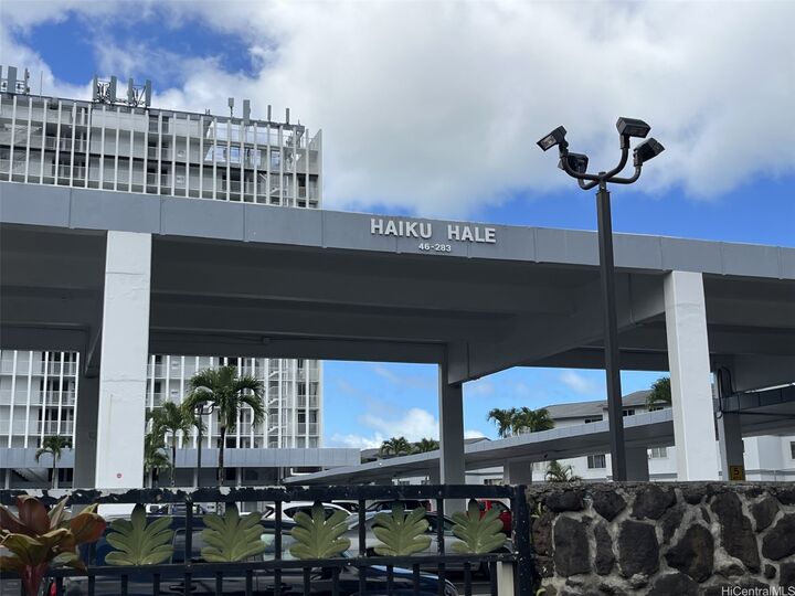 Property Photo:  46-283 Kahuhipa Street C508  HI 96744 