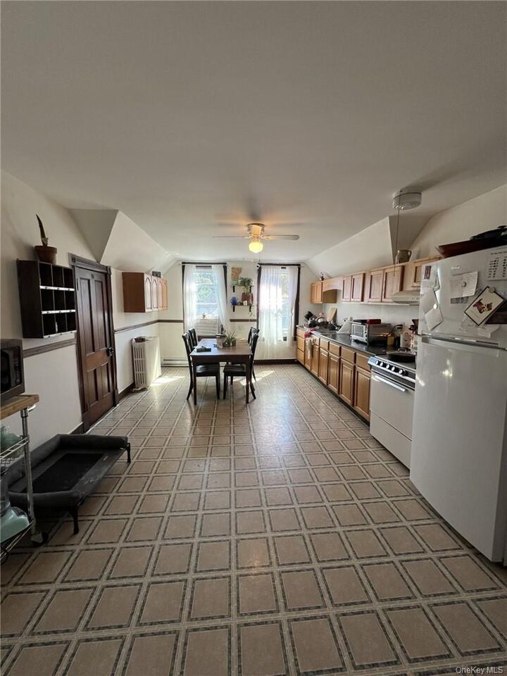 Property Photo:  32 Parkway 3A  NY 10536 
