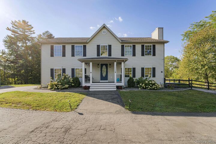 17 Brendella Court  Wallkill NY 12589 photo