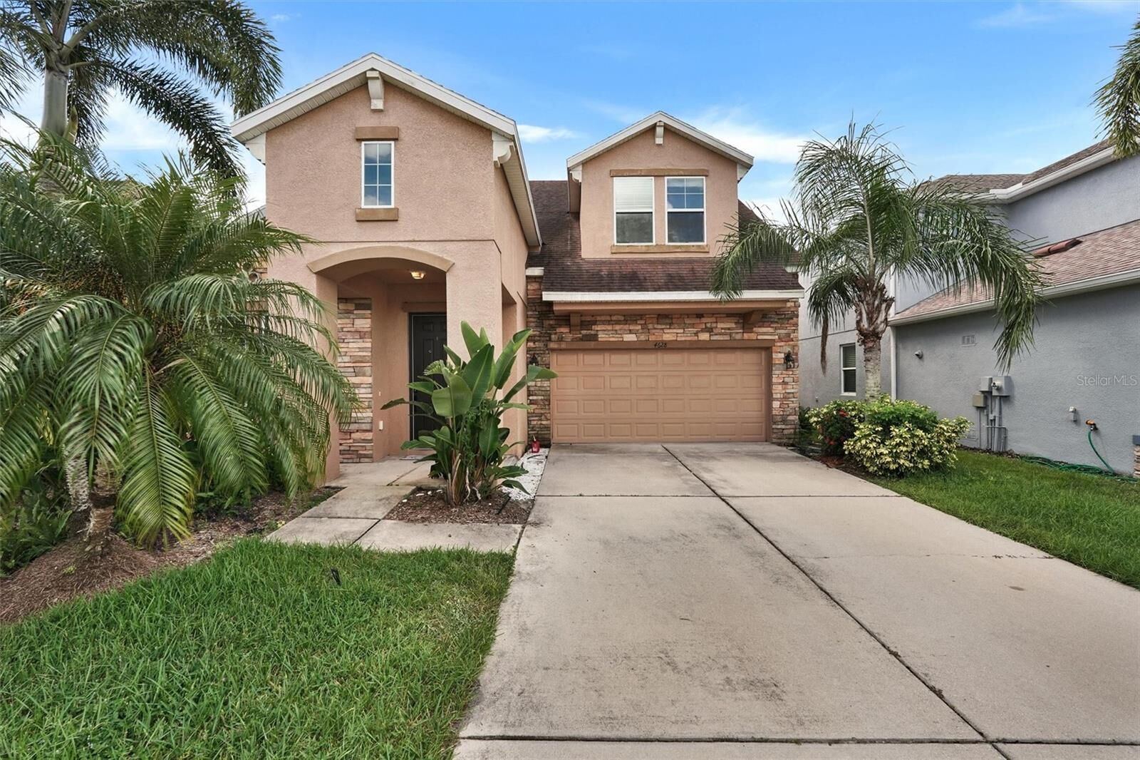 Property Photo:  4628 Garden Arbor Way  FL 34203 
