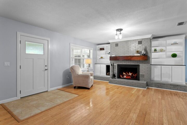 Property Photo: 19116 Forrest Drive FL 33556