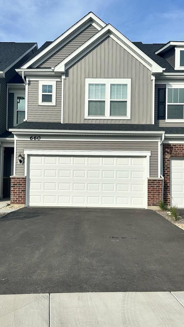 Property Photo:  660 Switchgrass Way 58002  IL 60490 