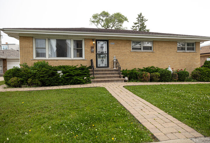 Property Photo:  8226 Kenton Avenue  IL 60076 