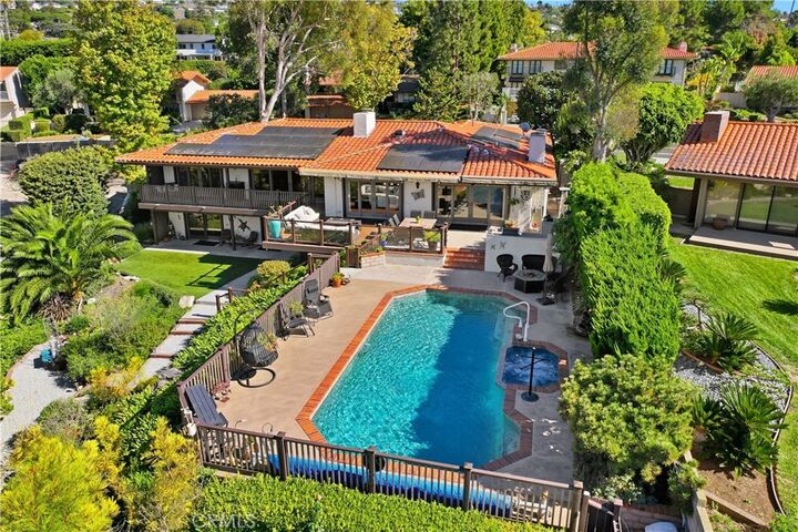 Property Photo:  1413 Via Coronel  CA 90274 